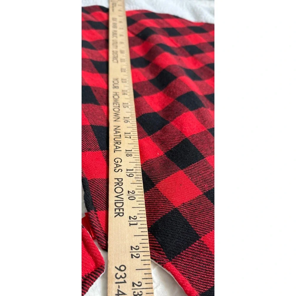 Red Black Buffalo‎ Plaid Tree Skirt Snowflake Trim Christmas Holiday Decor